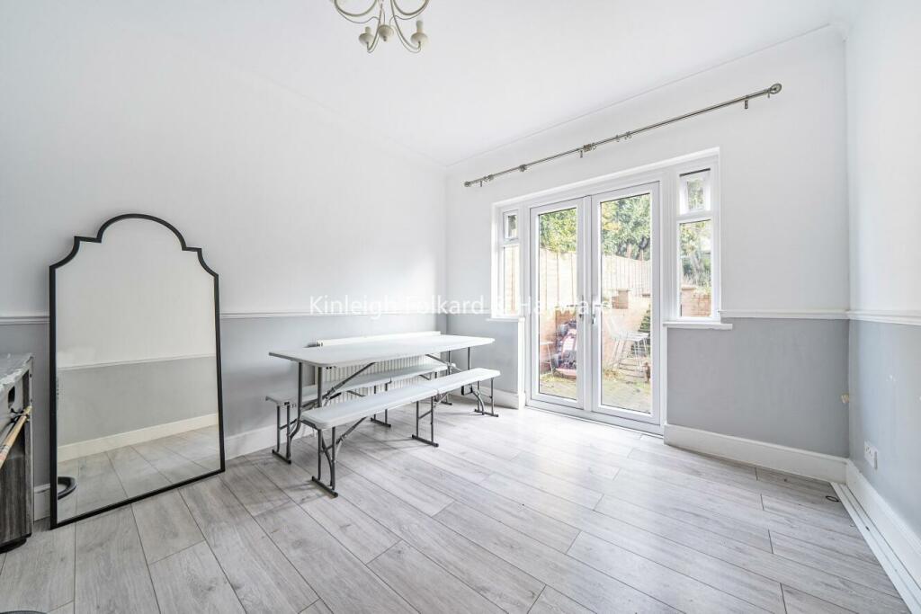 Additional image 12 of Warren Avenue, Bromley