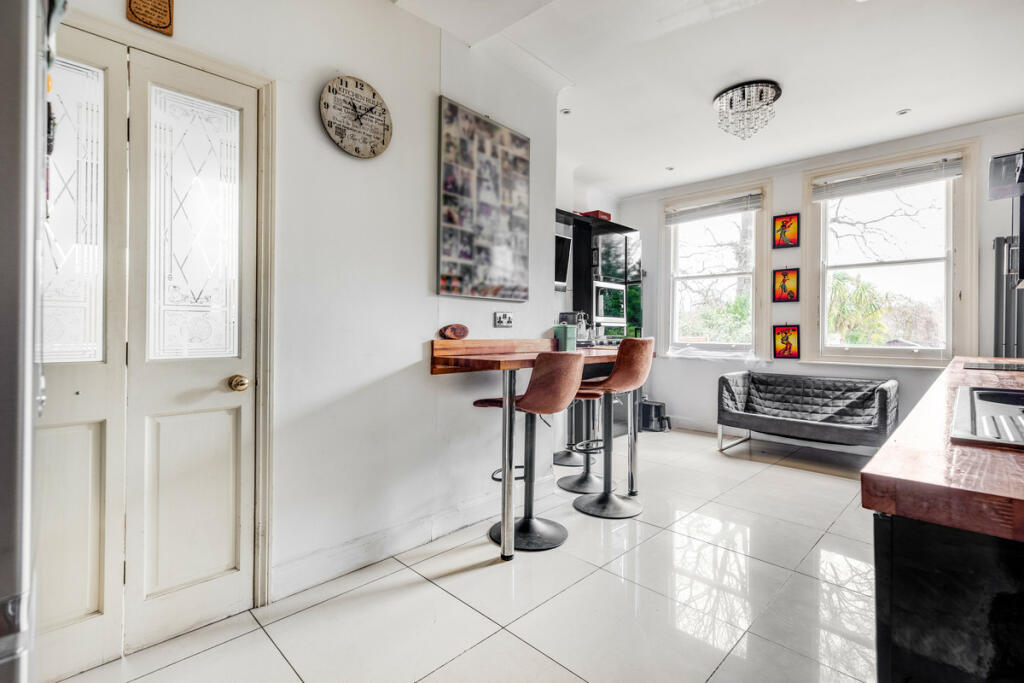 Additional image 6 of Alexandra Crescent, Bromley, BR1