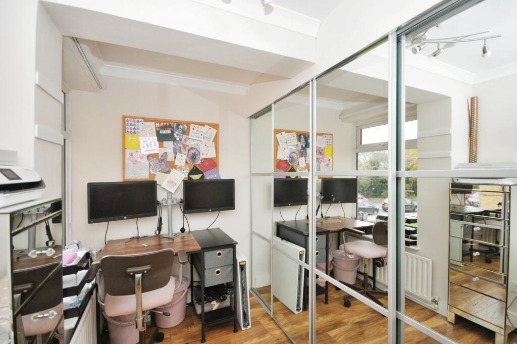 Additional image 11 of Magpie Hall Lane, Bromley, BR2