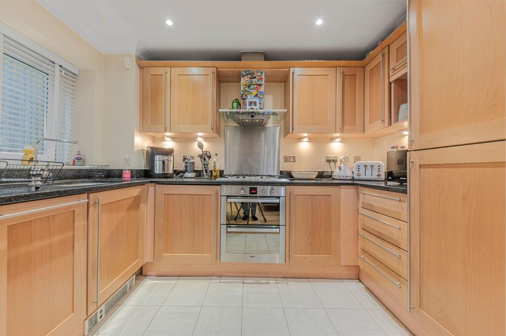 Additional image 6 of The Avenue, Carey Court, BR3