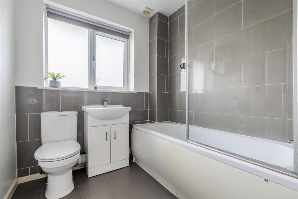 Additional image 10 of Holmoak Road, Keynsham, Bristol