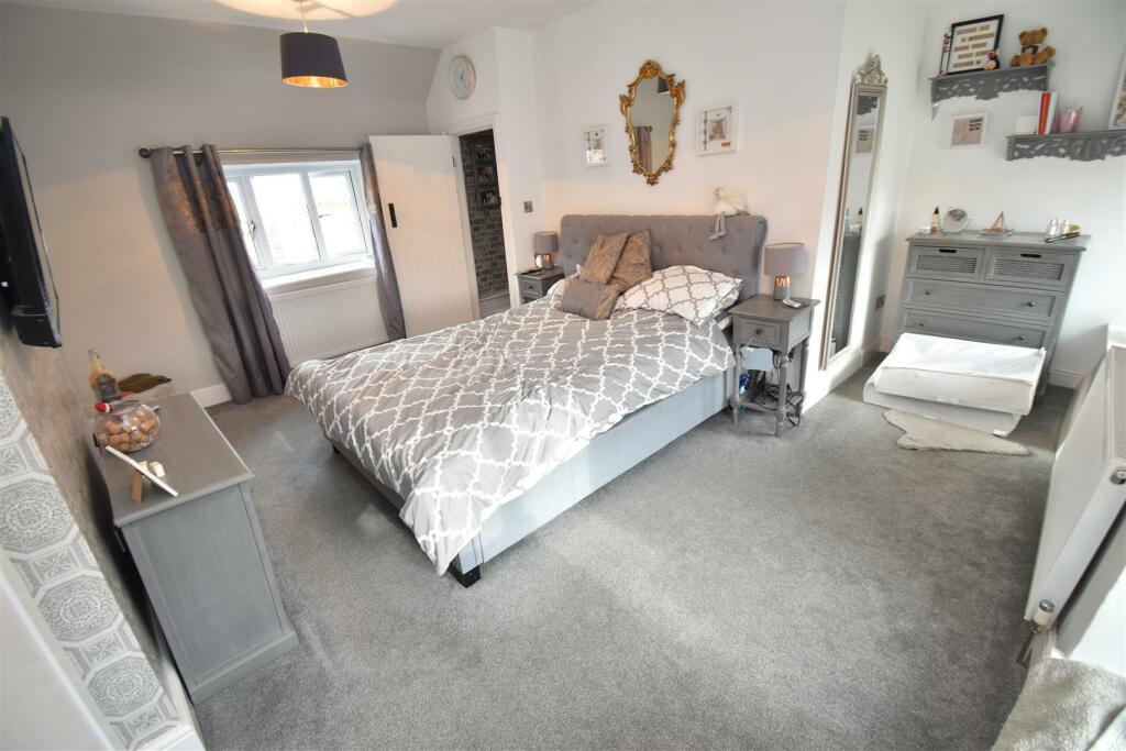 Additional image 13 of Clevedon Road, Weston-In-Gordano