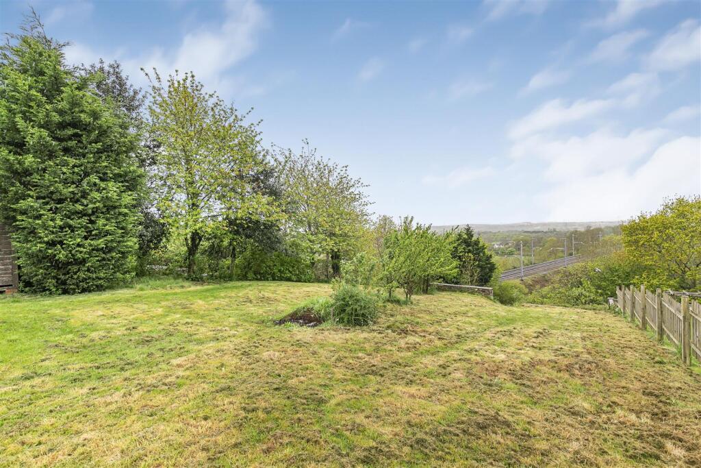 Additional image 22 of Dragon Road, Winterbourne, Bristol