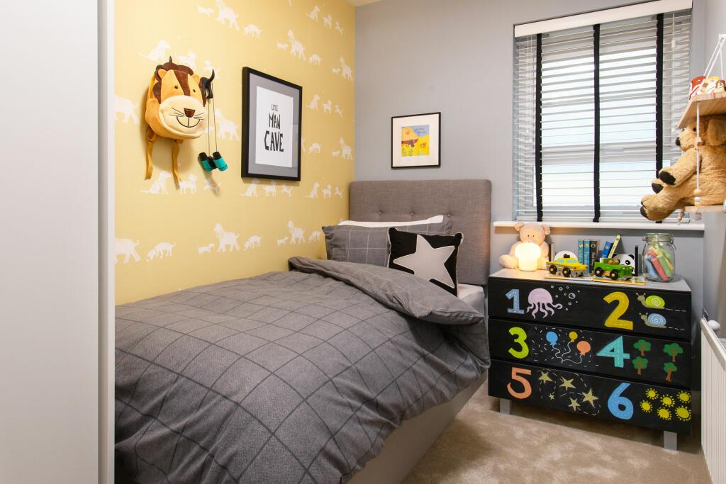 Additional image 9 of Whitechapel Road, 
Cleckheaton, 
West Yorkshire, 
BD19 6HS