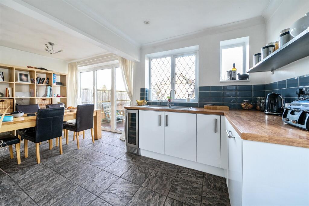 Additional image 7 of Birchwood Avenue, Beckenham