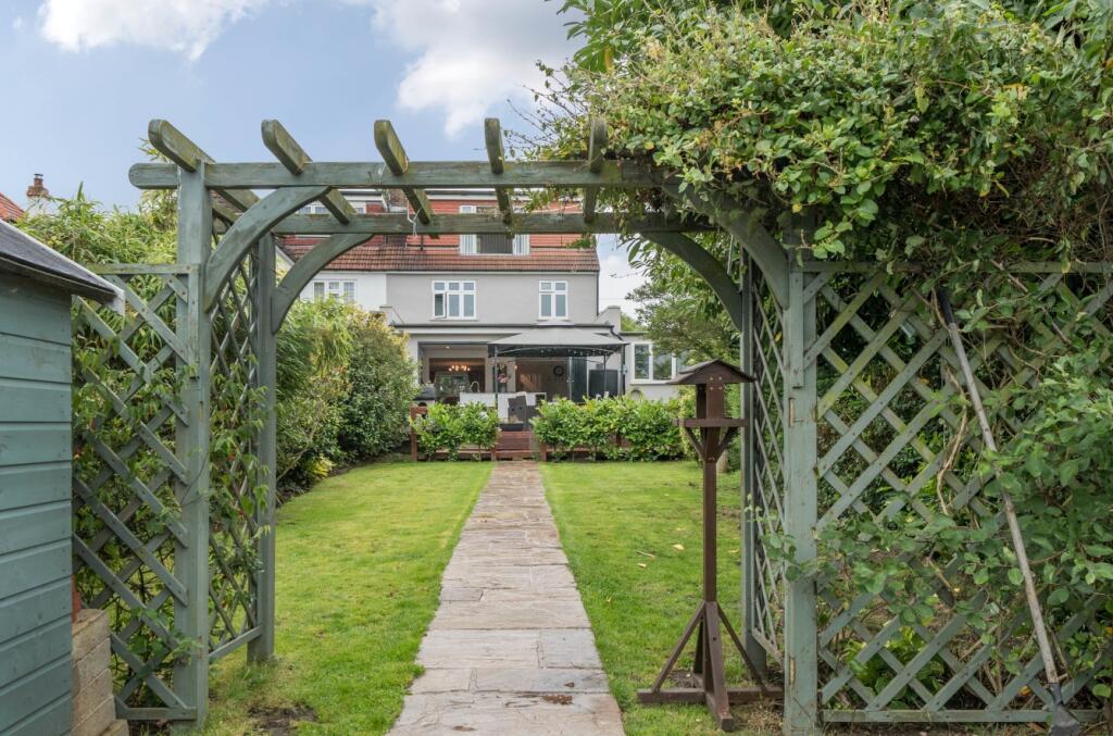 Additional image 13 of Layhams Road, West Wickham