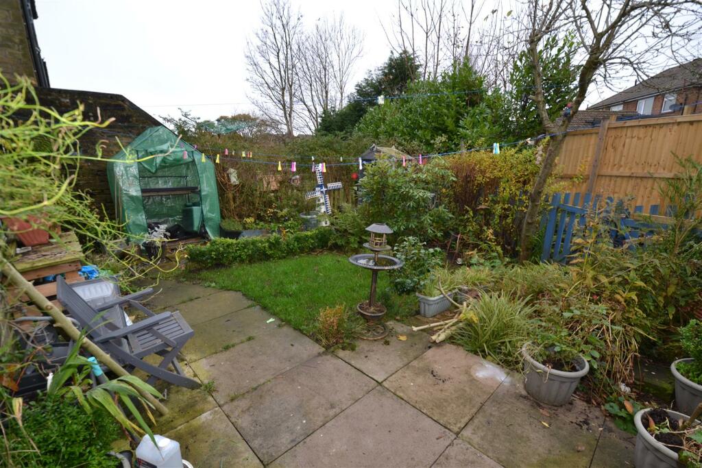 Additional image 4 of Ford Hill, Queensbury, Bradford