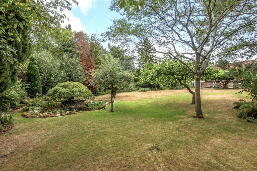 Additional image 24 of Leaves Green, Keston