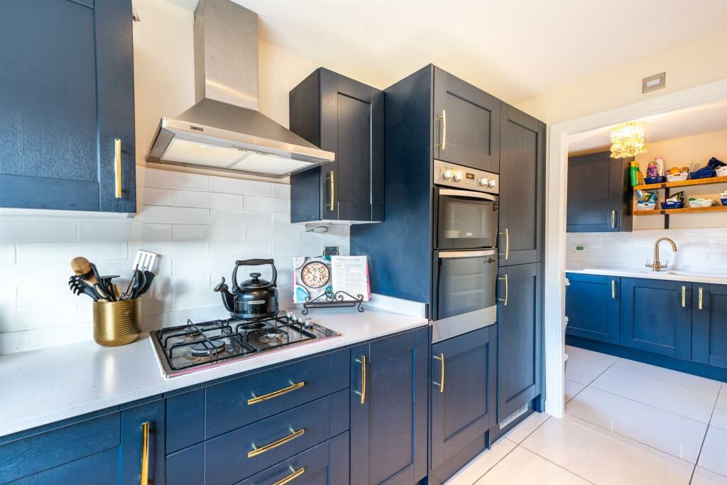 Additional image 19 of Mendip Road - Stunning Family Home!