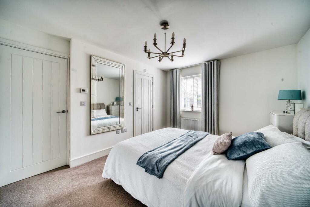 Additional image 18 of Exceptional nearly new home situated within the village of Churchill