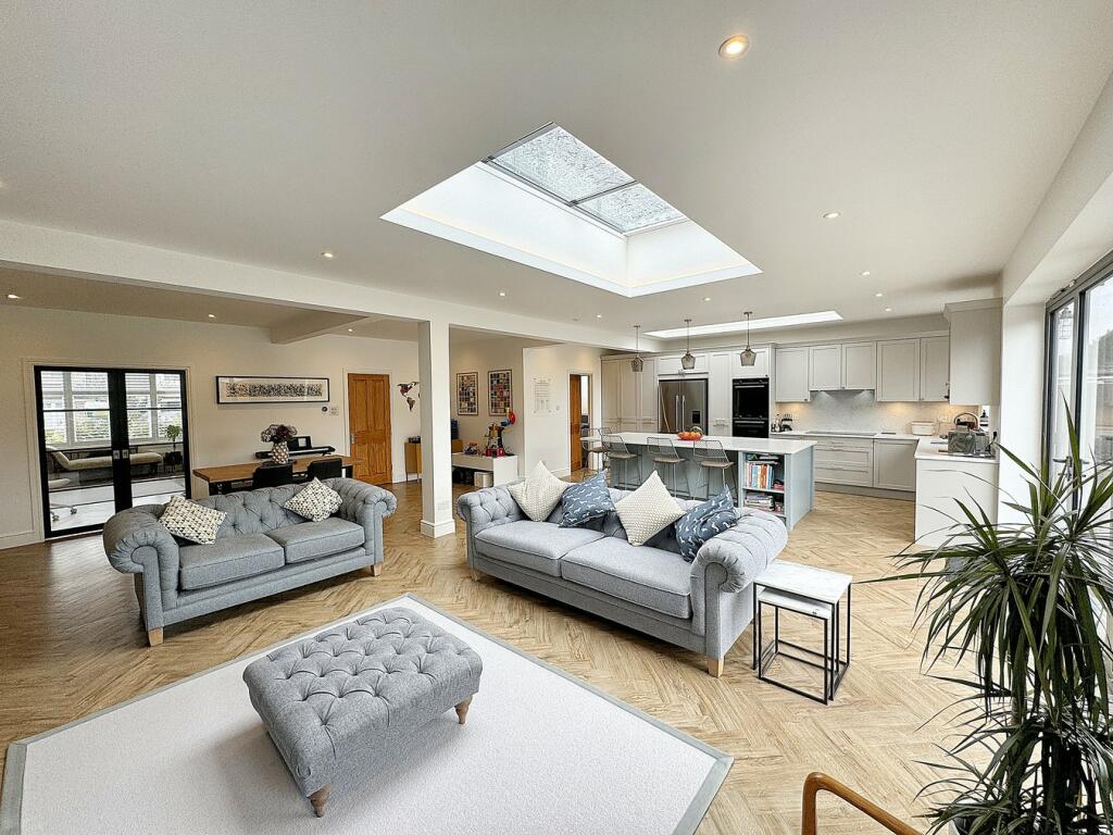 Additional image 2 of Grosvenor Road, Petts Wood, Orpington, BR5