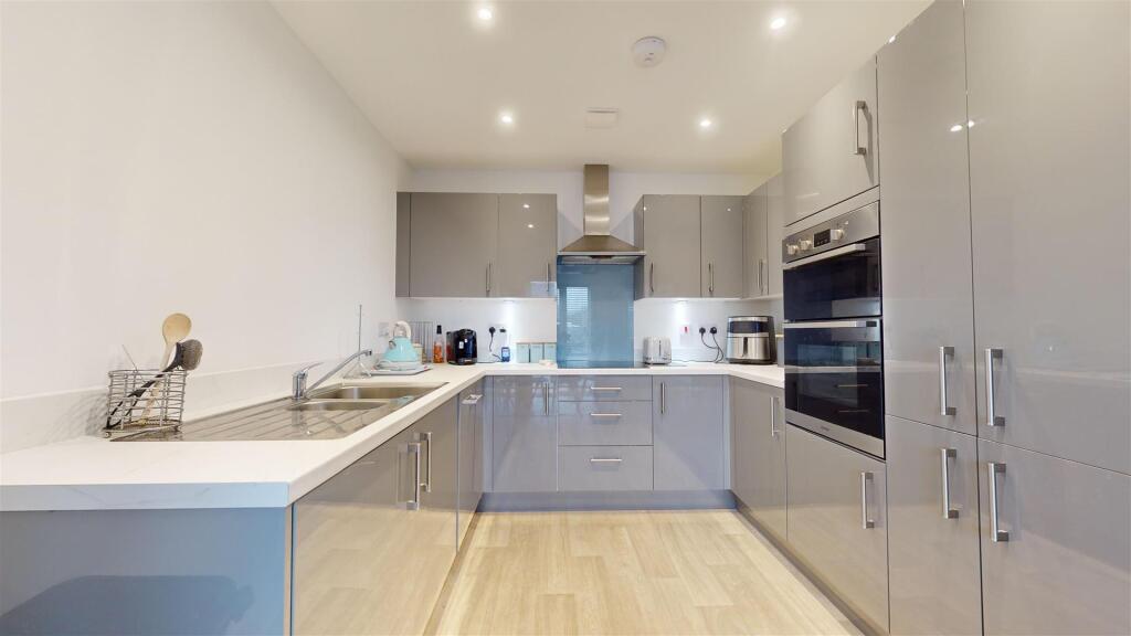 Additional image 3 of Hengrove Square, Hengrove