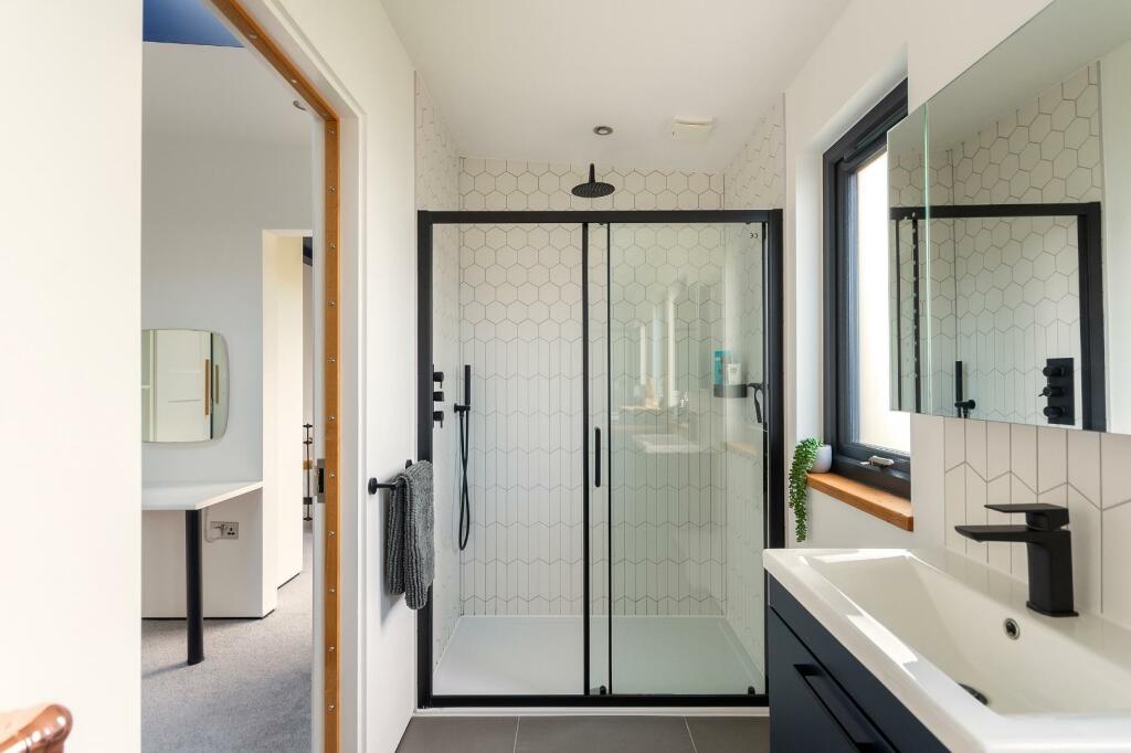 Additional image 30 of Farleigh Road, Backwell