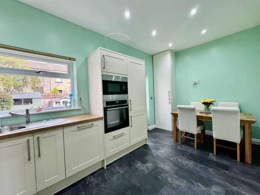 Additional image 3 of Cleckheaton Road, Oakenshaw, BD12