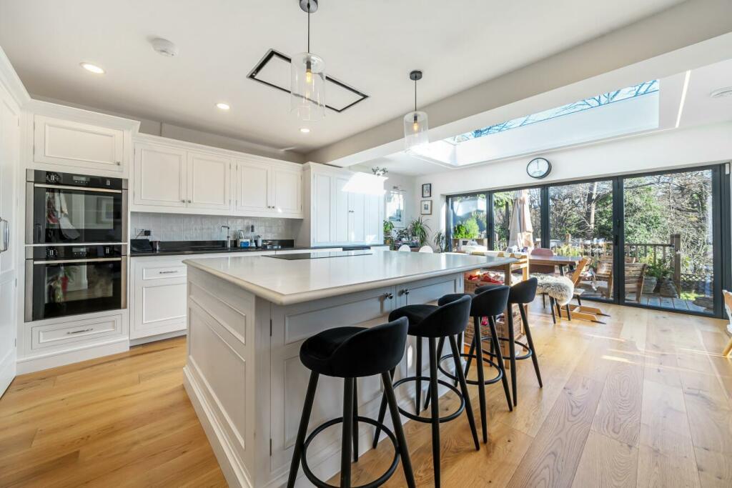 Additional image 2 of Roundwood, Chislehurst