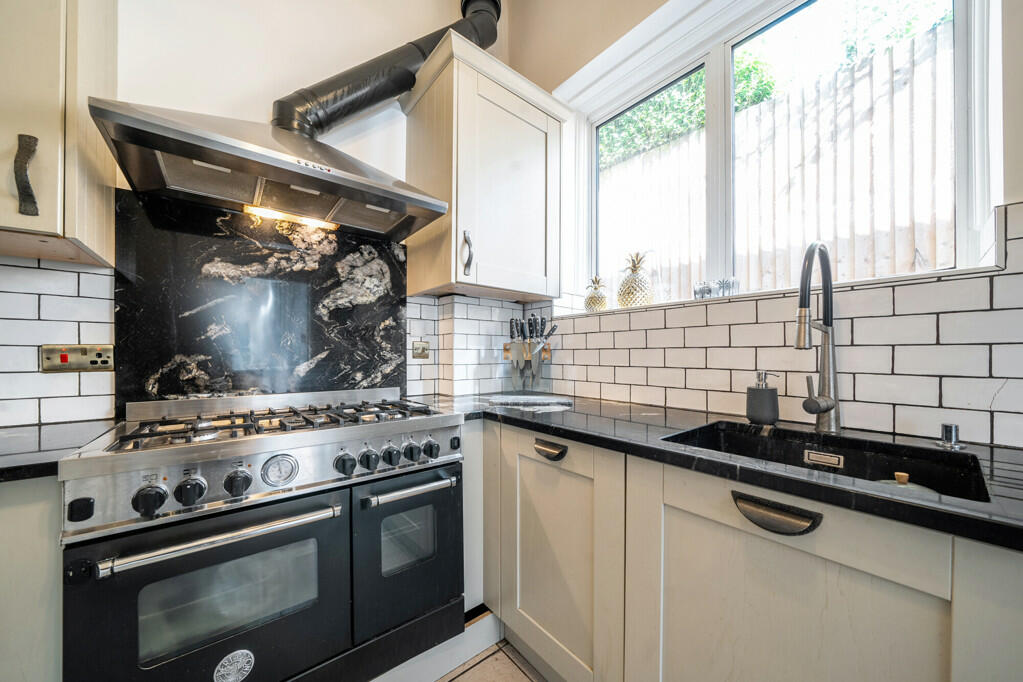 Additional image 4 of Blakeney Road, Beckenham