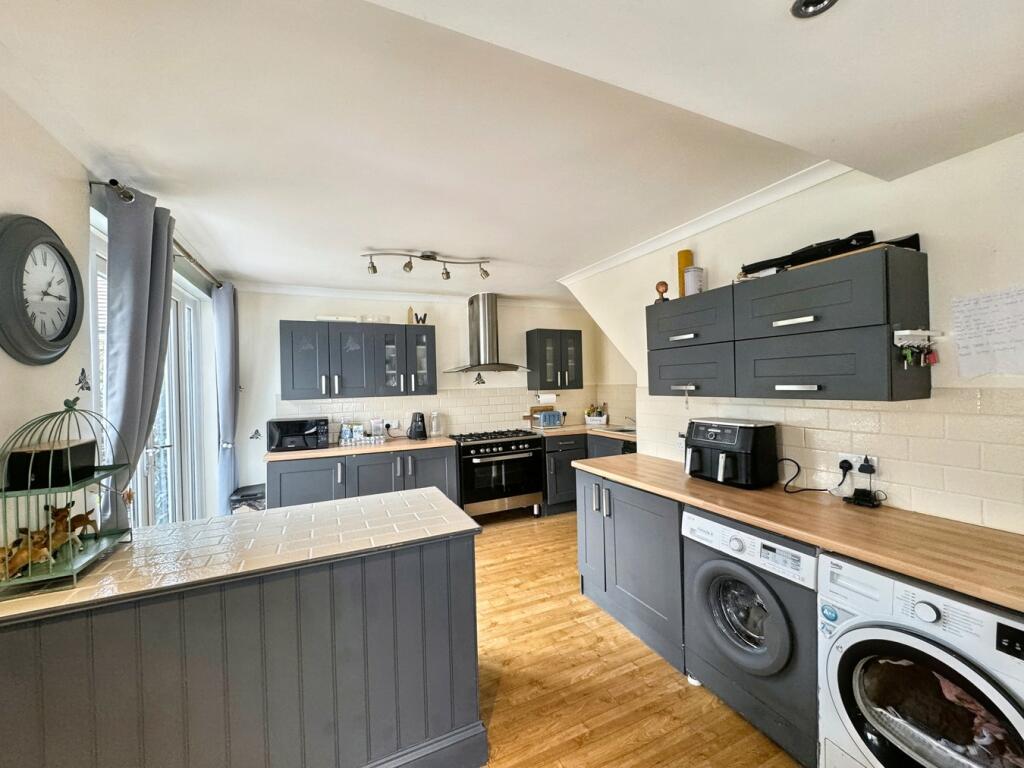 Additional image 8 of Crest View Drive, Petts Wood, Orpington, BR5