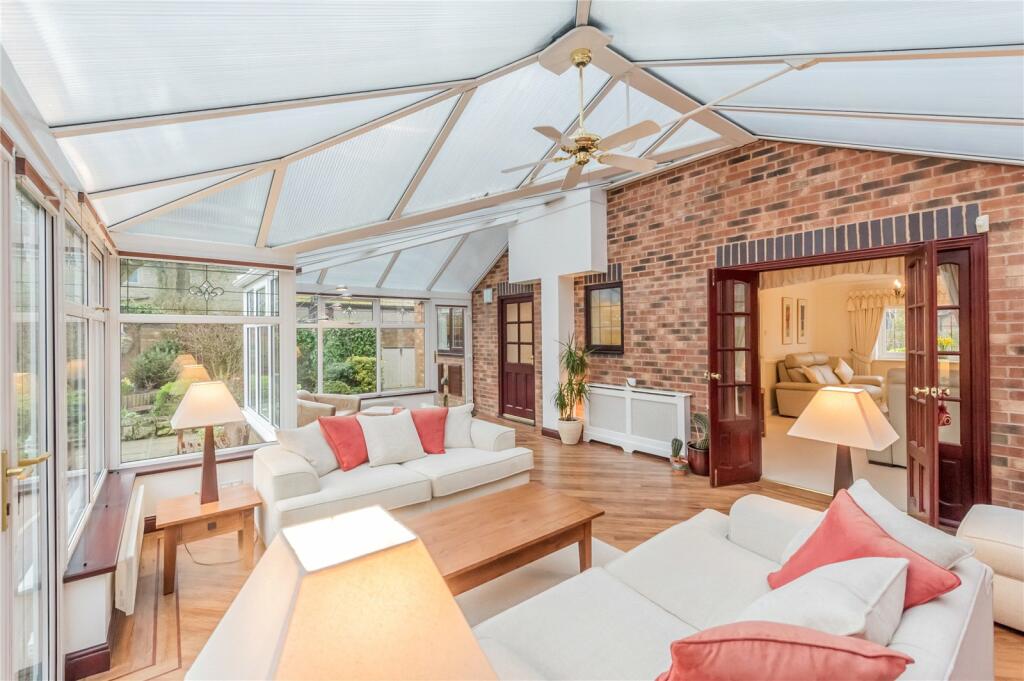 Additional image 5 of Southcroft Avenue, Birkenshaw, Bradford, BD11