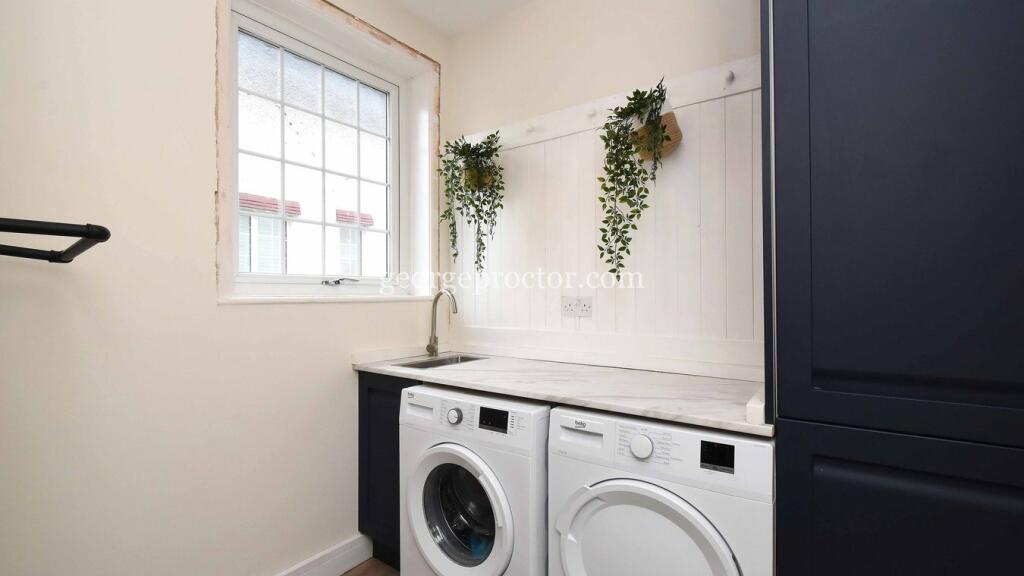 Additional image 12 of Blackbrook Lane, Bromley, BR2