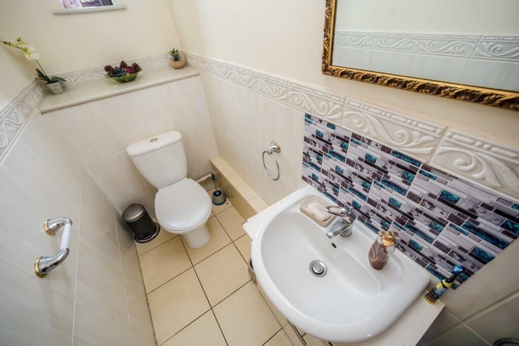 Additional image 9 of Scarlet Heights, Queensbury, Bradford, Yorkshire