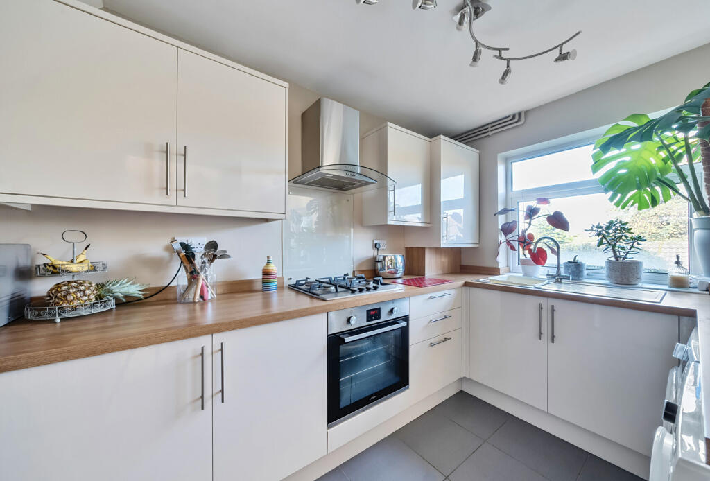 Additional image 6 of Pennine Road, Oldland Common, Bristol, Gloucestershire, BS30