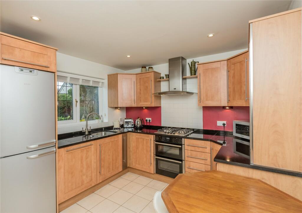 Additional image 7 of Southcroft Avenue, Birkenshaw, Bradford, BD11