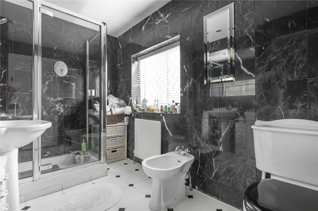 Additional image 4 of Hayes Lane, Beckenham, BR3