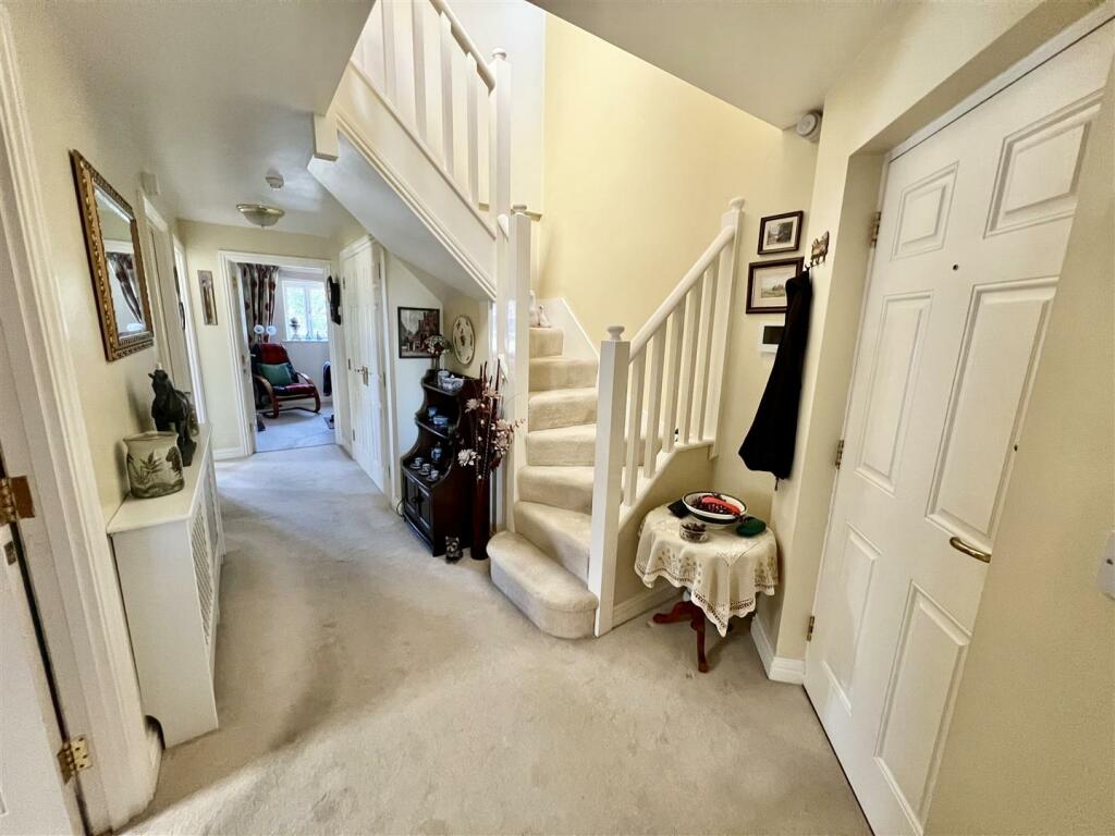 Additional image 12 of Stones Throw From Hill Road