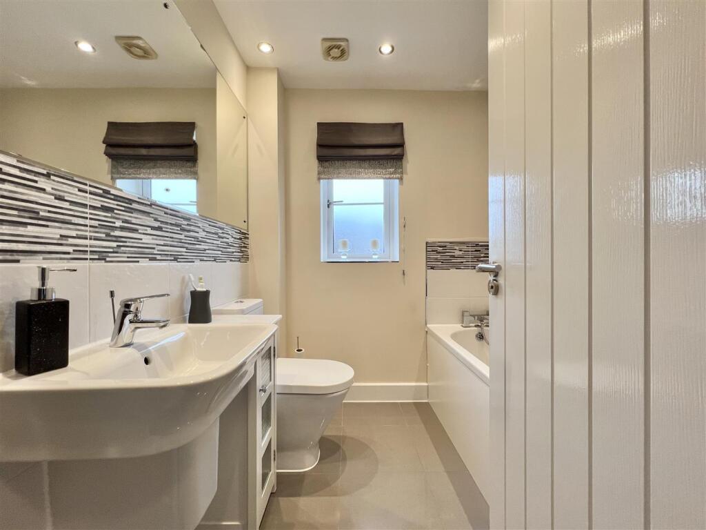 Additional image 16 of Wilson Gardens, West Wick - SOUTH/WEST GARDEN