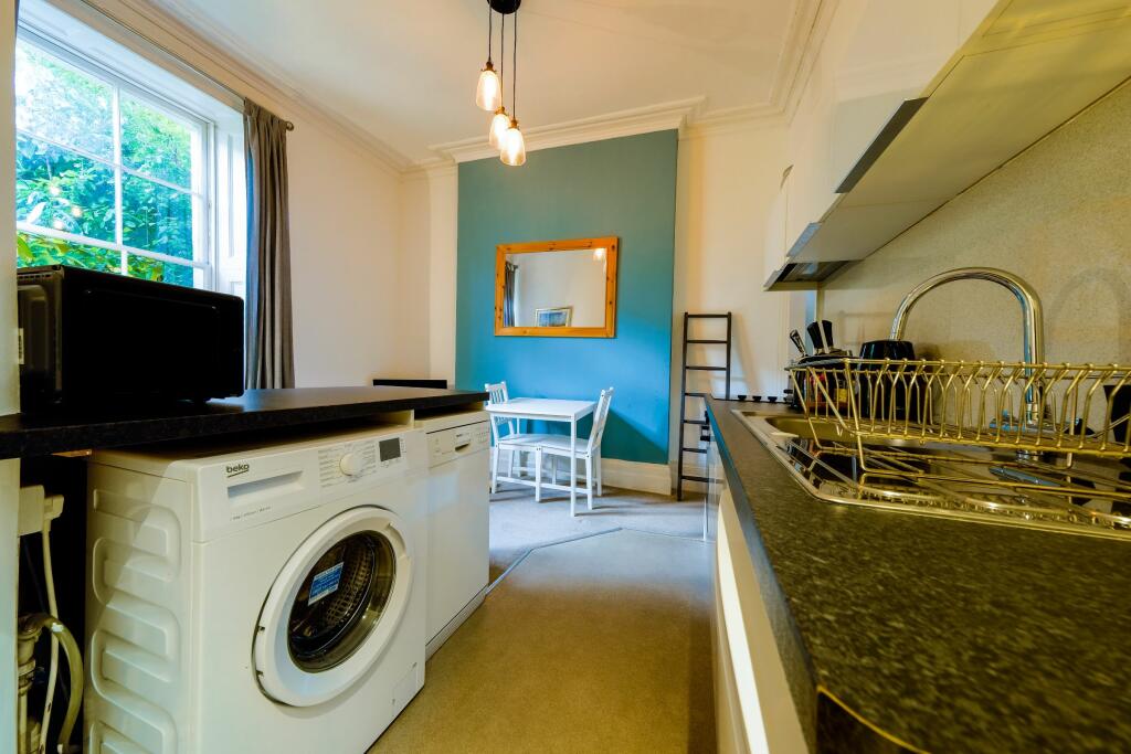 Additional image 8 of Ground Floor Flat,  Oakfield Place, Clifton, Bristol