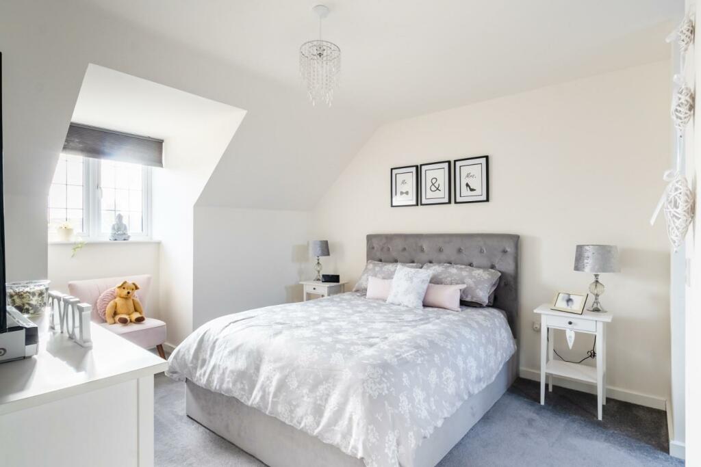 Additional image 13 of Extended town house, situated on the popular Chestnut Park development