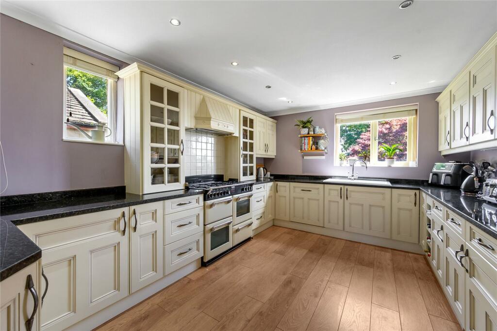 Additional image 7 of Gomersal House, Lower Lane, Gomersal, Cleckheaton, West Yorkshire