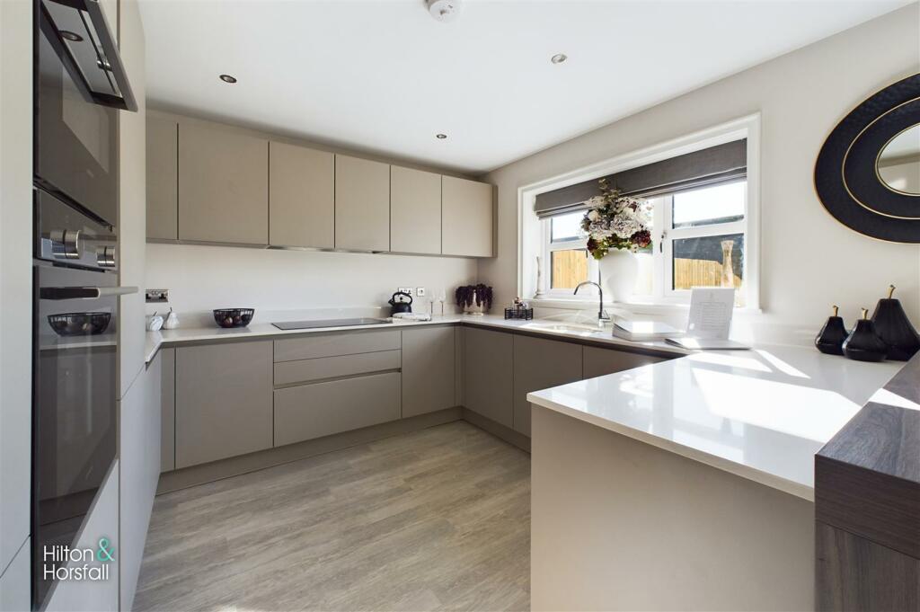 Additional image 7 of Plot 8 (The Bowland +), St Michaels Court, Skipton Road, Foulridge