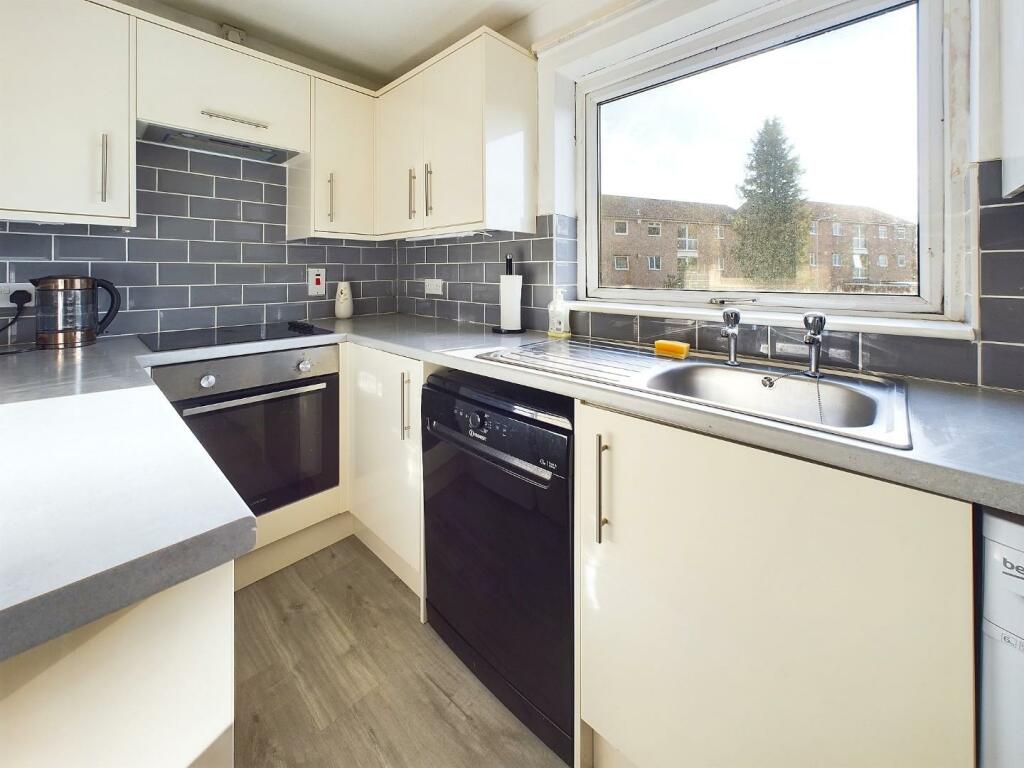 Additional image 9 of Cliffe Gardens, Shipley