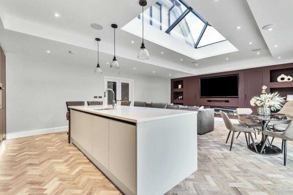 Additional image 5 of St Georges Road, Petts Wood, Orpington, BR5