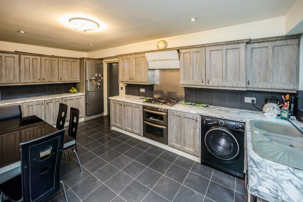 Additional image 5 of Scarlet Heights, Queensbury, Bradford, Yorkshire