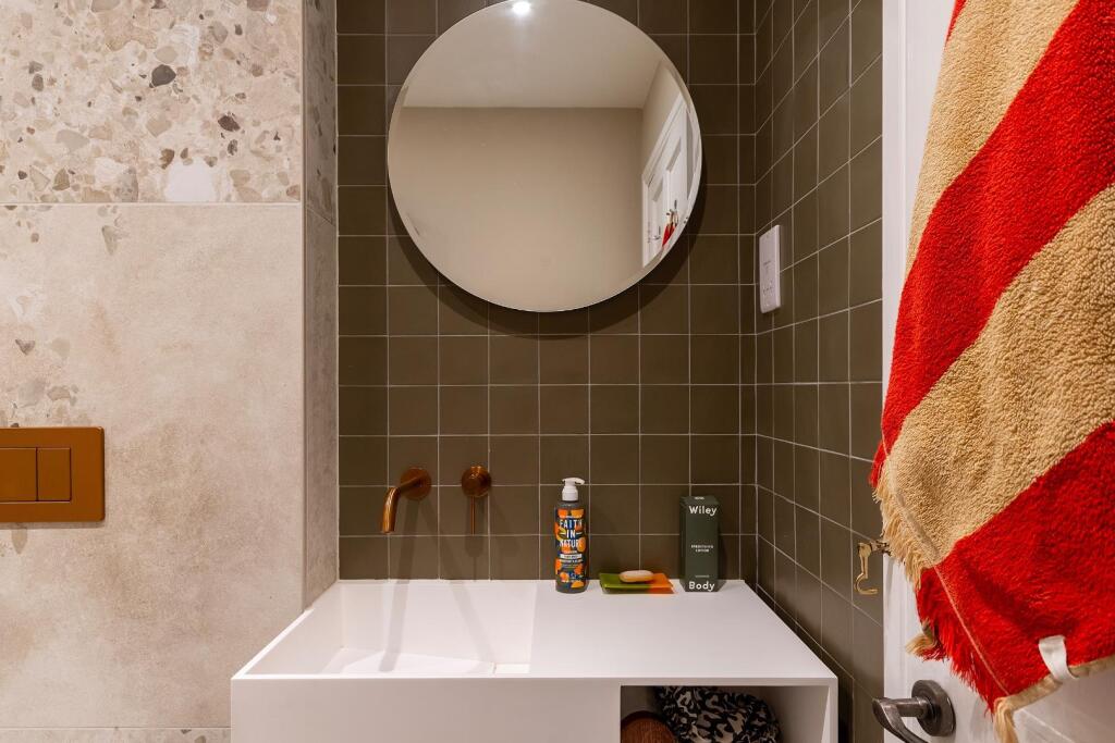 Additional image 33 of Caledonia Place, Clifton Village