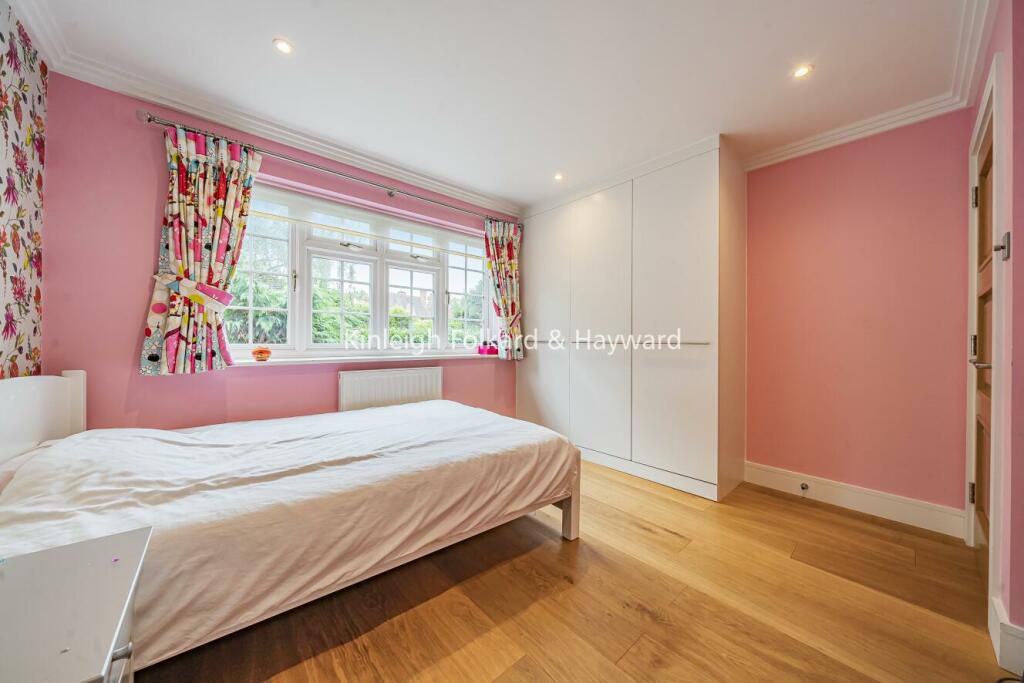 Additional image 8 of Dickens Drive, Chislehurst