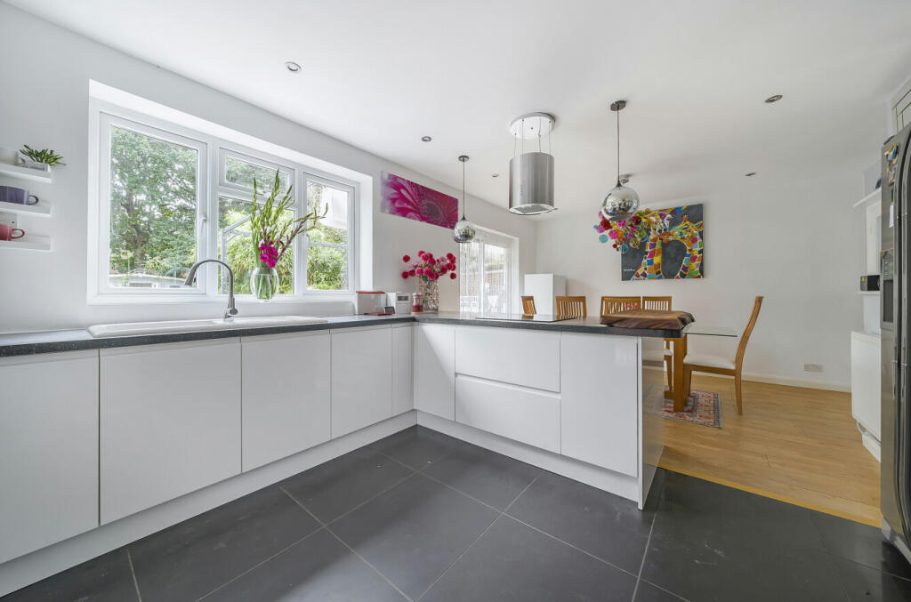 Additional image 6 of Springfield Gardens, Bickley, Bromley, Kent, BR1