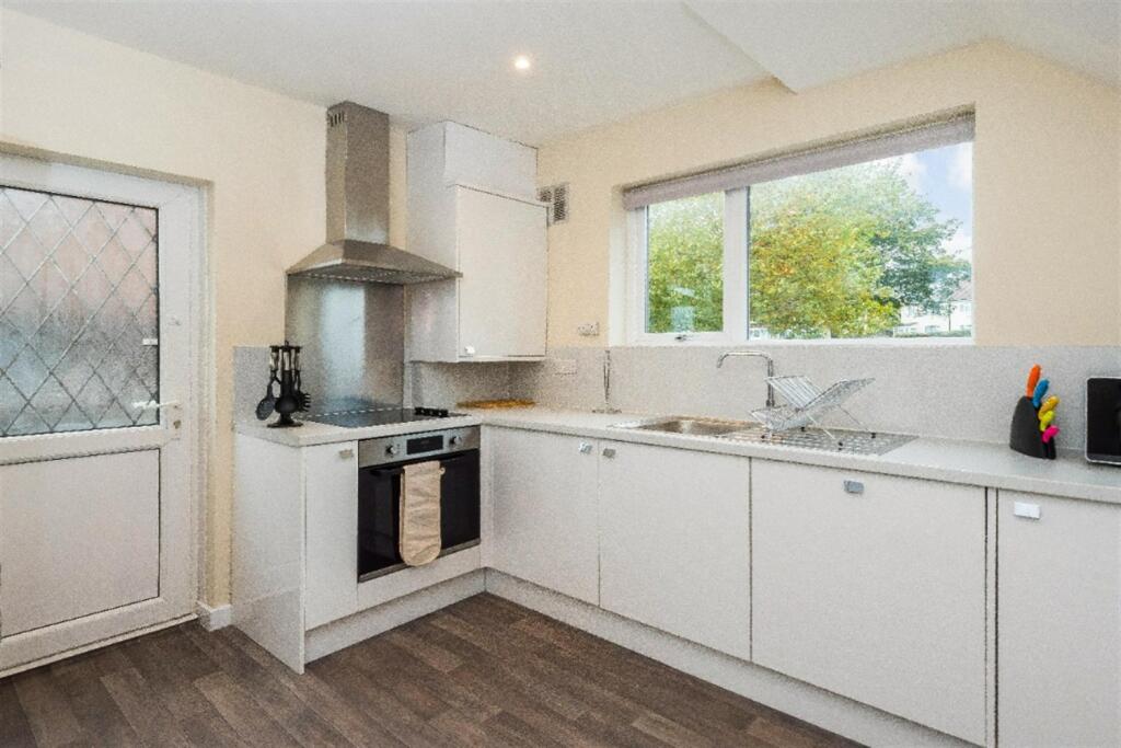 Additional image 3 of 4 bedroom Semi Detached House in Greystoke Avenue, Bristol