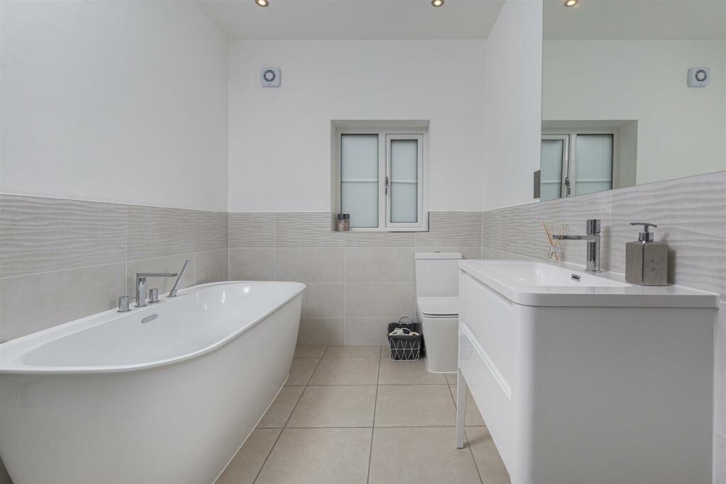 Additional image 38 of Snelsins Road, Cleckheaton