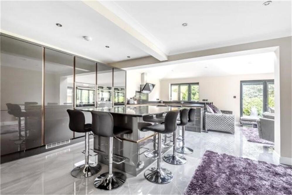 Additional image 14 of Speldhurst Close, Bromley, BR2