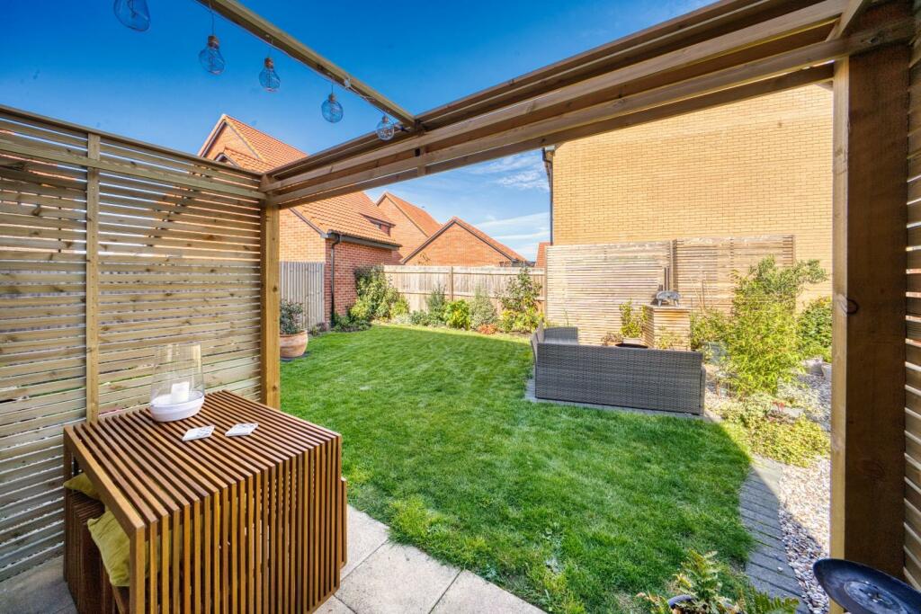 Additional image 10 of Beautifully presented family home in the popular Eaton Park development