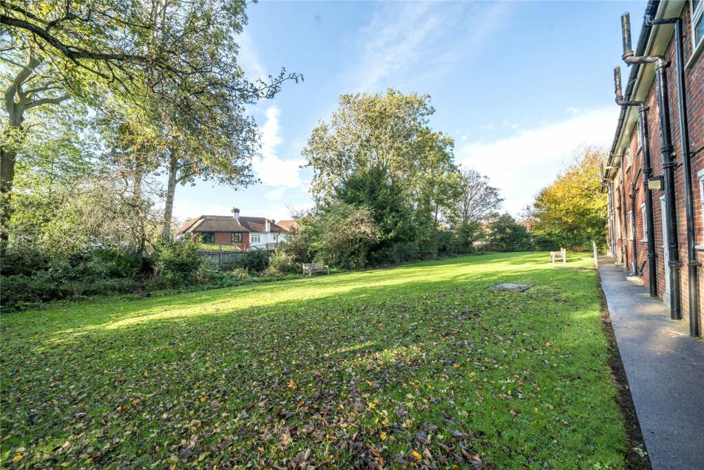 Additional image 5 of Woodland Way, West Wickham