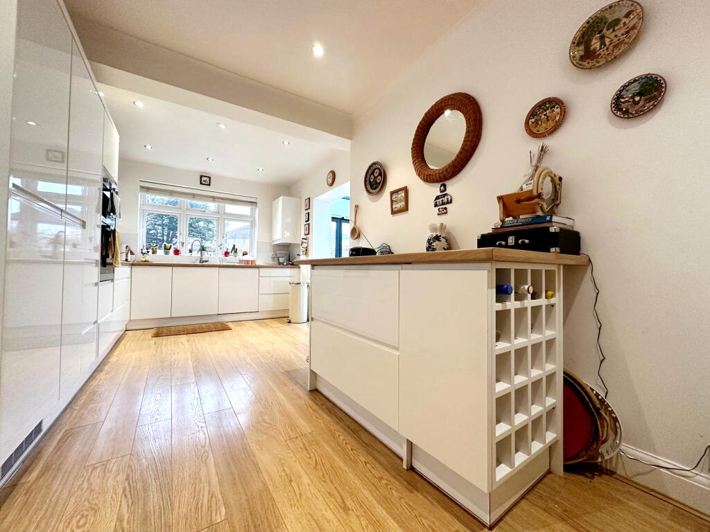 Additional image 21 of Cathcart Drive, Orpington, BR6
