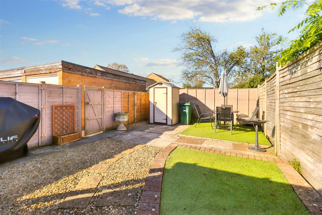 Additional image 9 of Within a cul de sac close to Clevedon riverbank walks