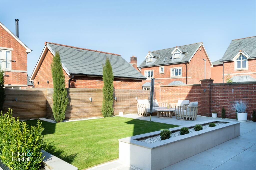 Additional image 31 of Grenfell Gardens, Colne