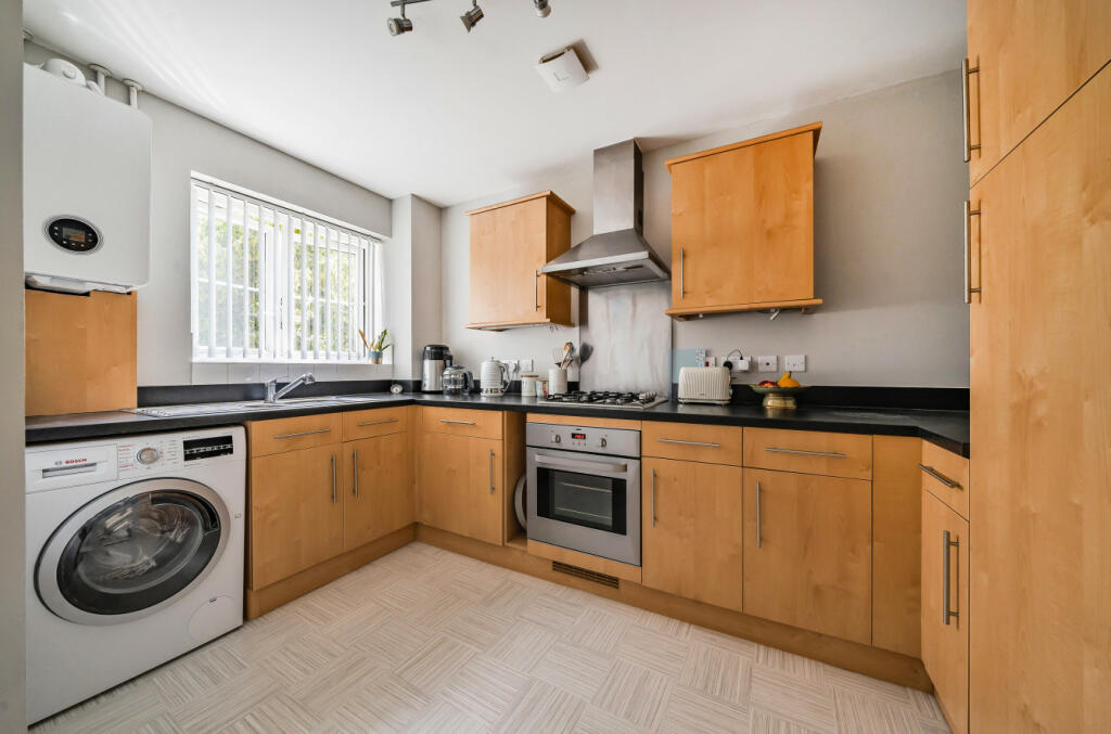 Additional image 4 of Brosse Way, Bromley, London, BR2