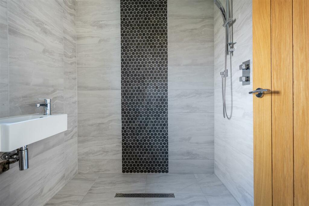 Additional image 14 of Tower Road South, Warmley, Bristol