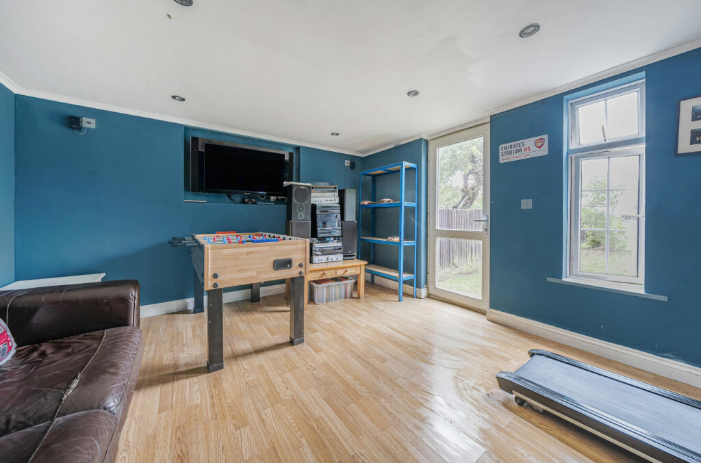Additional image 17 of Crest View Drive, Petts Wood, BR5